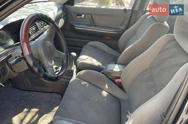 Хэтчбек Mazda 626 1990 в 