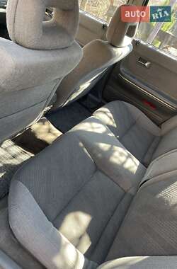 Хэтчбек Mazda 626 1990 в 