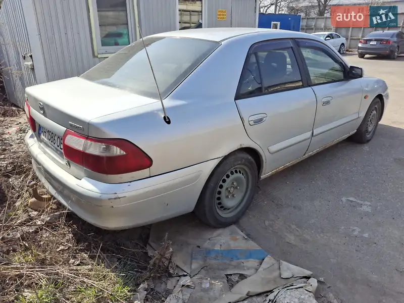 Седан Mazda 626 2001 в 
