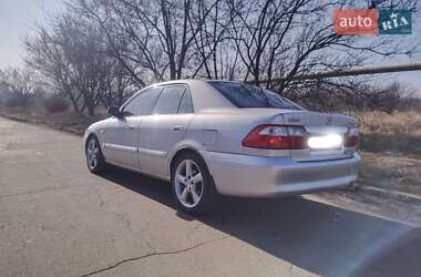 Седан Mazda 626 2000 в 