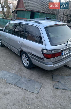 Універсал Mazda 626 1999 в 