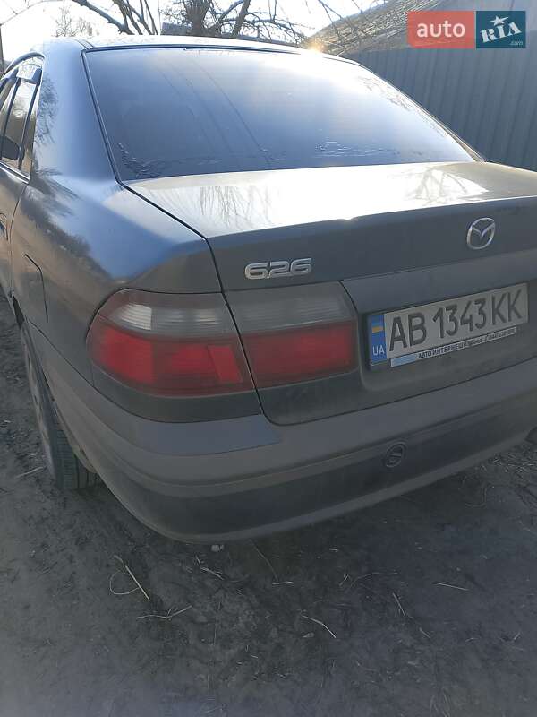 Седан Mazda 626 1997 в Теплику