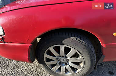 Хэтчбек Mazda 626 1993 в 