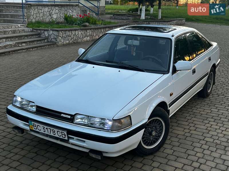Седан Mazda 626 1991 в Самборі