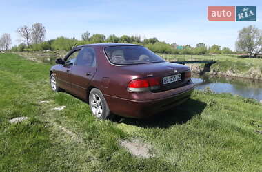Седан Mazda 626 1993 в 
