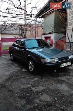 Седан Mazda 626 1988 в Мукачево