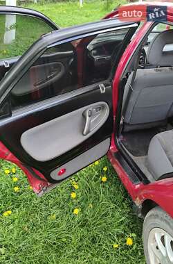 Седан Mazda 626 1994 в 