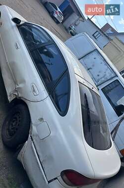 Седан Mazda 626 1993 в 