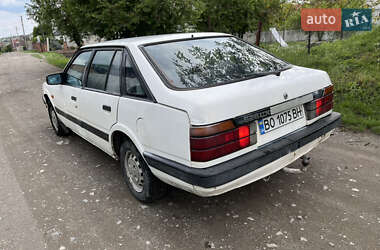 Хэтчбек Mazda 626 1986 в 