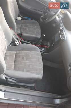 Хэтчбек Mazda 626 1993 в 