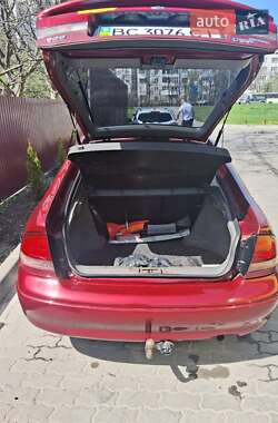 Хэтчбек Mazda 626 1995 в 