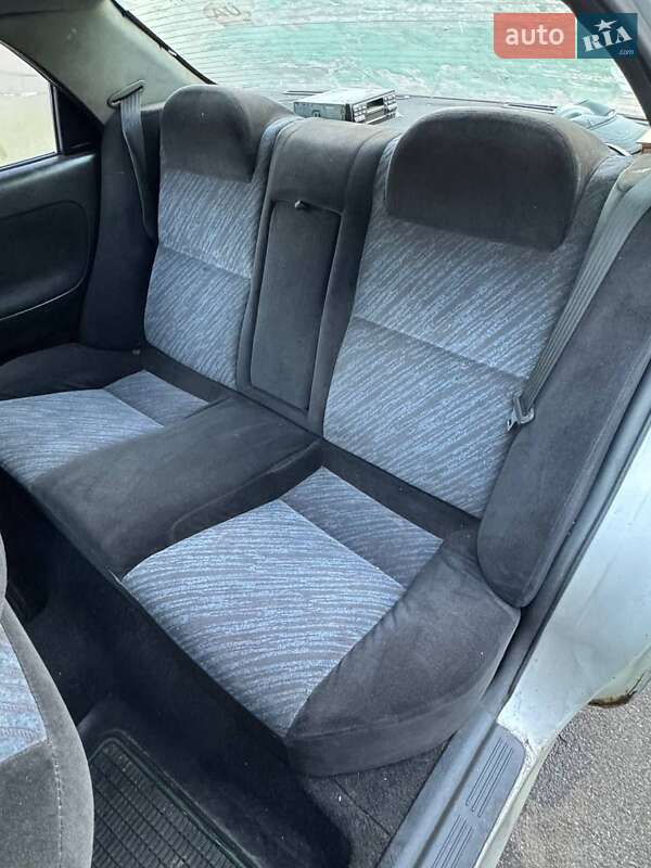 Седан Mazda 626 1997 в Виннице