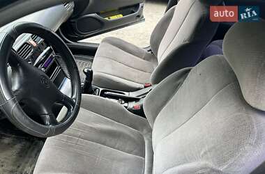 Седан Mazda 626 1991 в 