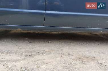 Хэтчбек Mazda 626 1997 в 