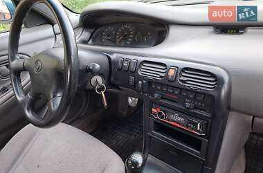 Седан Mazda 626 1994 в 