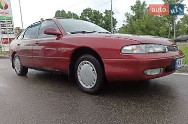 Хэтчбек Mazda 626 1997 в 