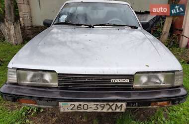 Седан Mazda 626 1987 в Кам'янець-Подільському