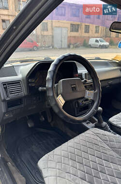 Седан Mazda 626 1988 в 