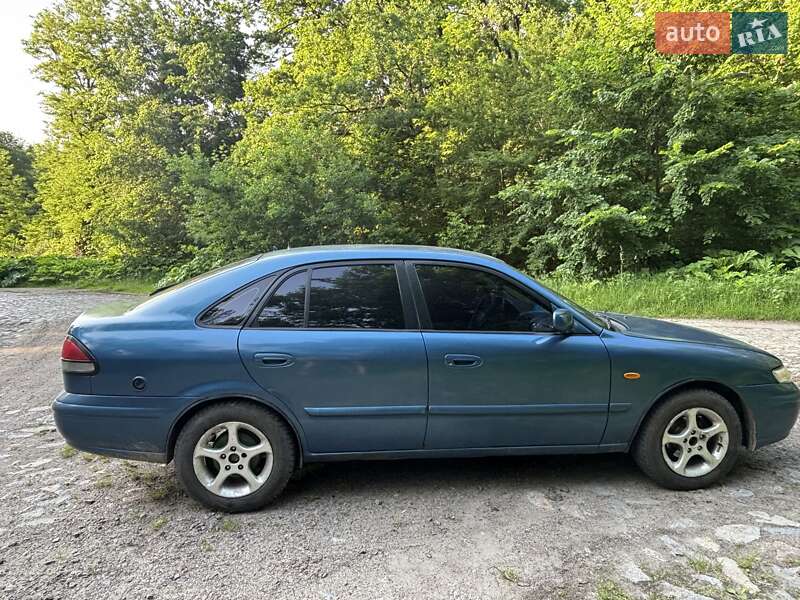 Хетчбек Mazda 626 1997 в Андрушівці