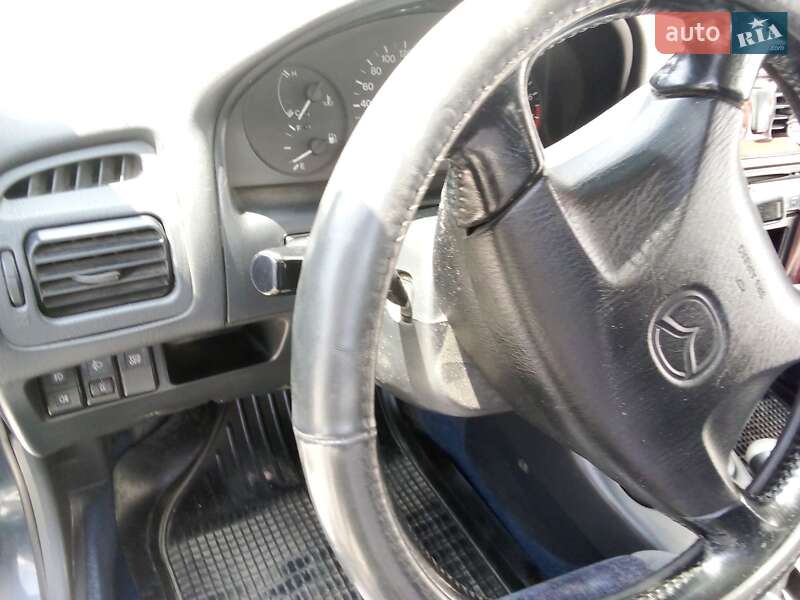 Універсал Mazda 626 1999 в Бориславі