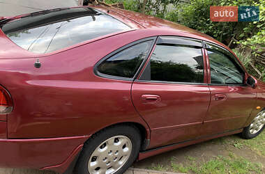 Хетчбек Mazda 626 1992 в 
