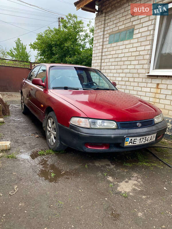 Седан Mazda 626 1993 в Новомосковську