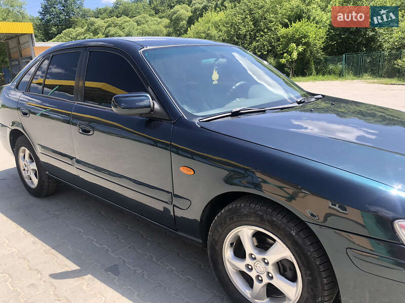 Седан Mazda 626 2002 в Турці