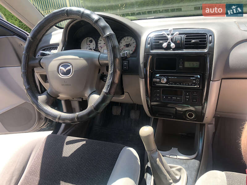 Седан Mazda 626 2002 в Турці