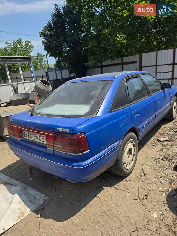 Хэтчбек Mazda 626 1990 в Шабо