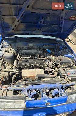Хэтчбек Mazda 626 1990 в 