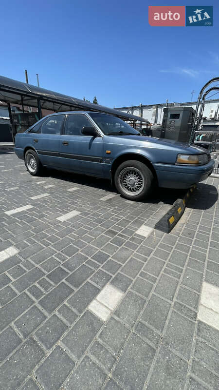 Хэтчбек Mazda 626 1989 в Николаеве фото 5 Хэтчбек Mazda 626 1989 в Николаеве