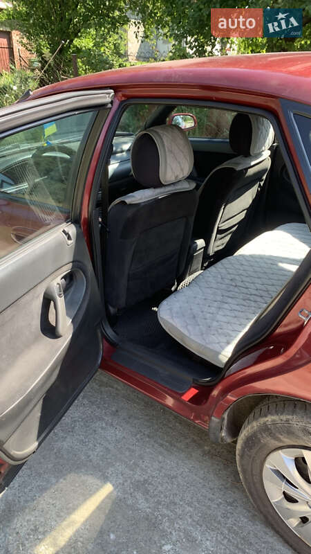 Седан Mazda 626 1998 в Львове