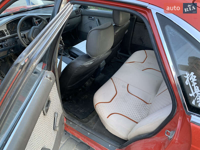 Хэтчбек Mazda 626 1989 в Тернополе