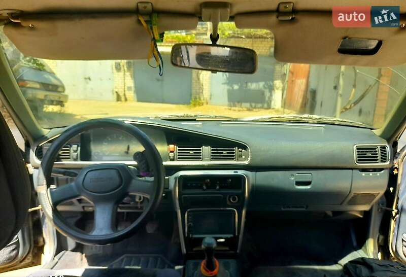 Универсал Mazda 626 1988 в Николаеве