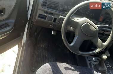 Седан Mazda 626 1990 в 
