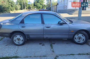 Седан Mazda 626 1992 в 