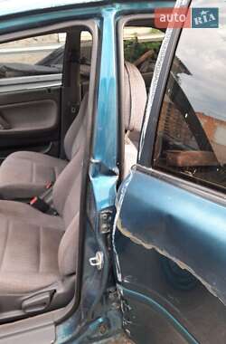 Седан Mazda 626 1993 в 