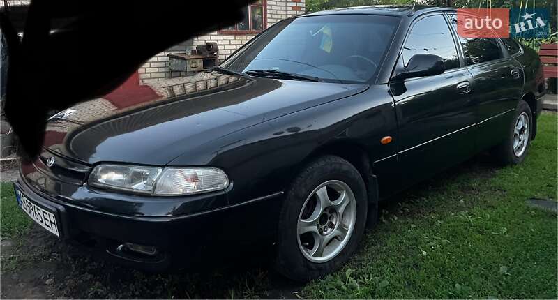 Хэтчбек Mazda 626 1993 в Калиновке