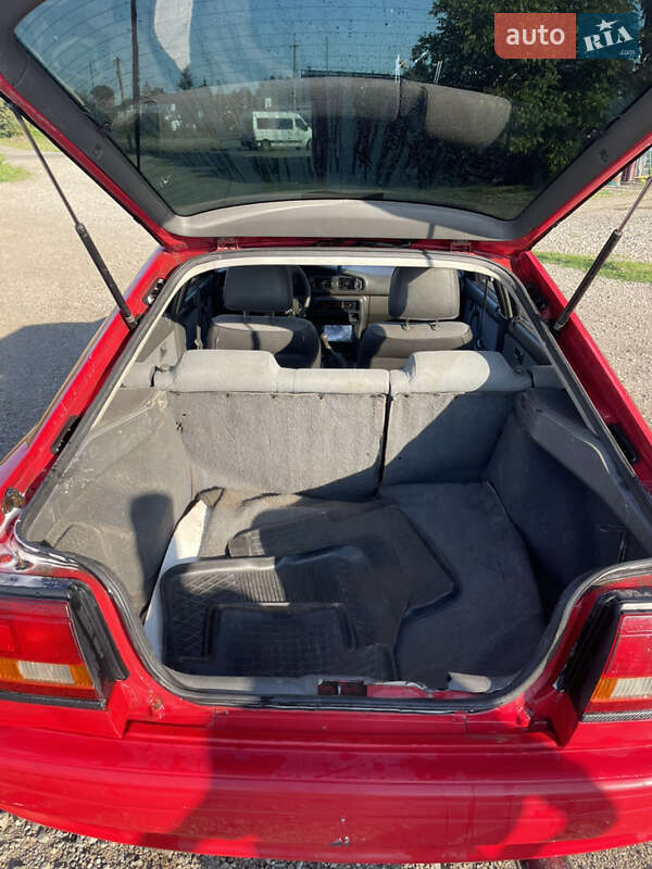 Хэтчбек Mazda 626 1992 в Снятине