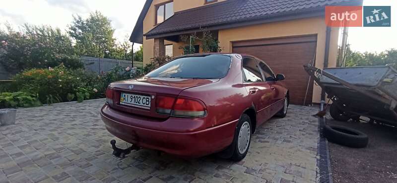 Седан Mazda 626 1993 в Нежине