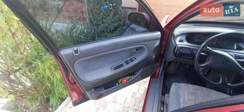 Седан Mazda 626 1993 в Нежине