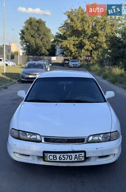 Хэтчбек Mazda 626 1994 в 