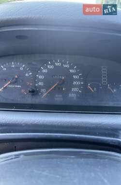 Хэтчбек Mazda 626 1994 в 