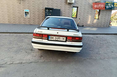 Седан Mazda 626 1988 в 
