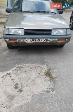 Хетчбек Mazda 626 1985 в Харкові