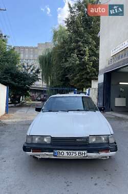 Хэтчбек Mazda 626 1986 в 