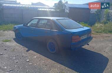 Купе Mazda 626 1987 в 