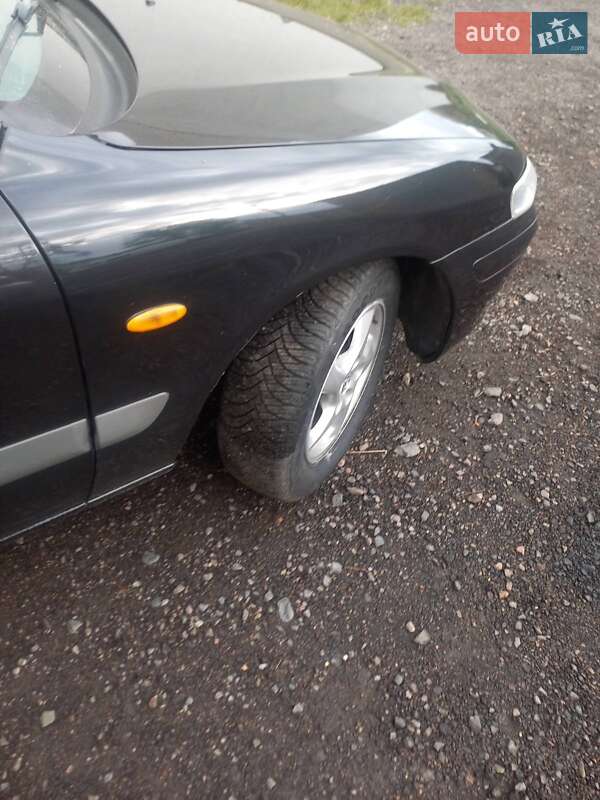 Седан Mazda 626 2003 в Ковеле