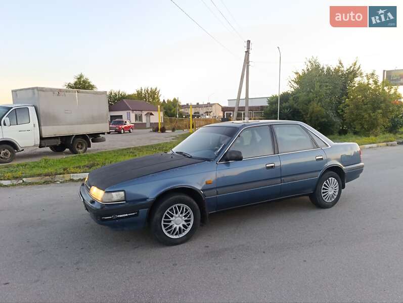 Седан Mazda 626 1990 в Харкові