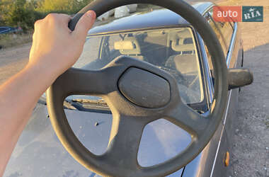 Хэтчбек Mazda 626 1988 в 